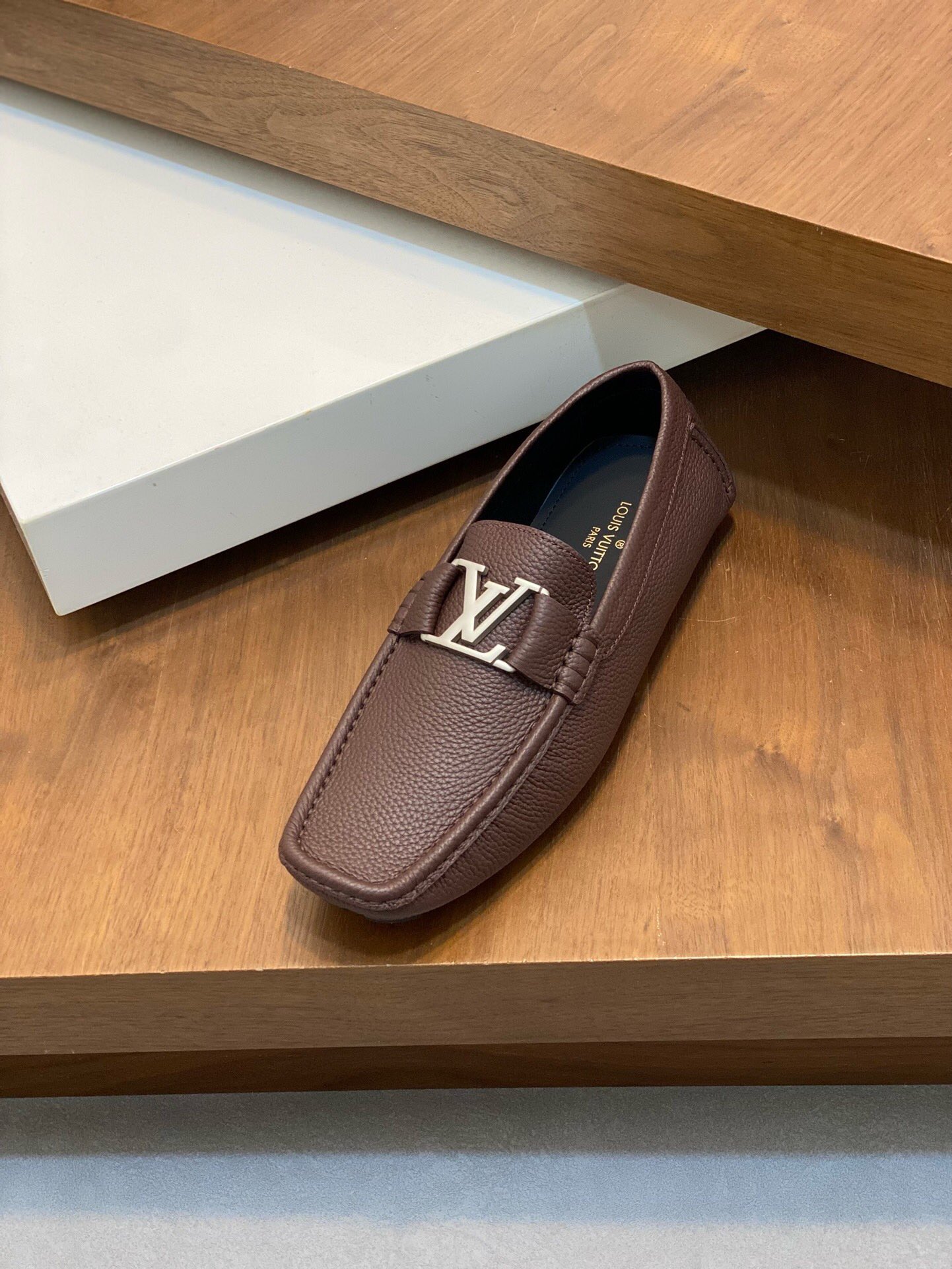 Louis Vuitton Classic Luxury Leather Shoe Loafer Ref.8498E020 6