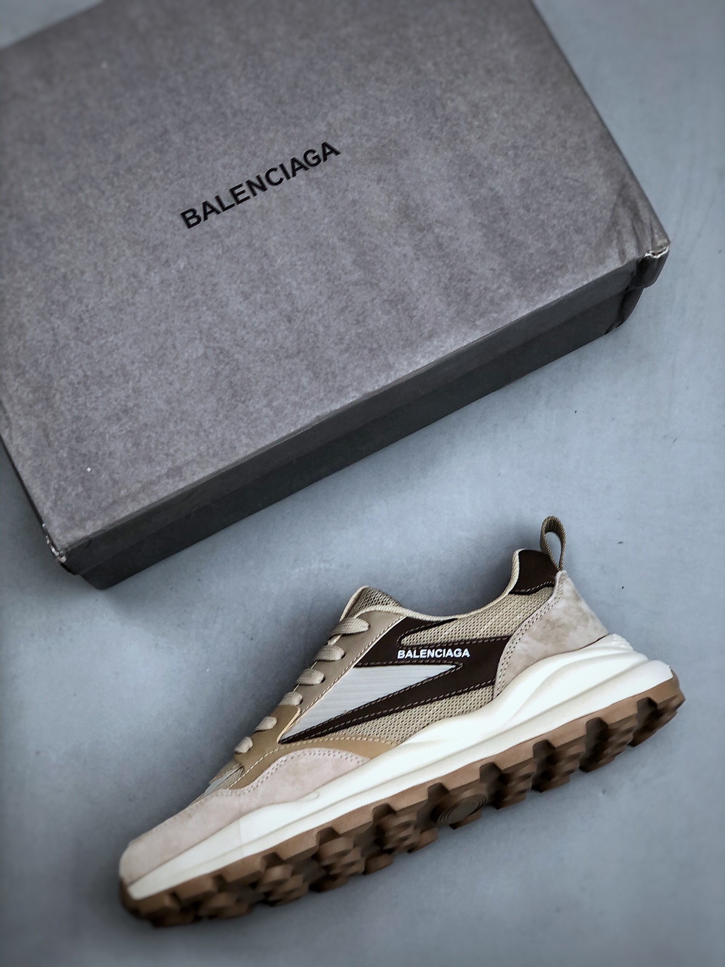 /巴黎世家BALENCIAGA Sneaker运动休闲鞋系列低帮潮流风百搭休闲运动鞋