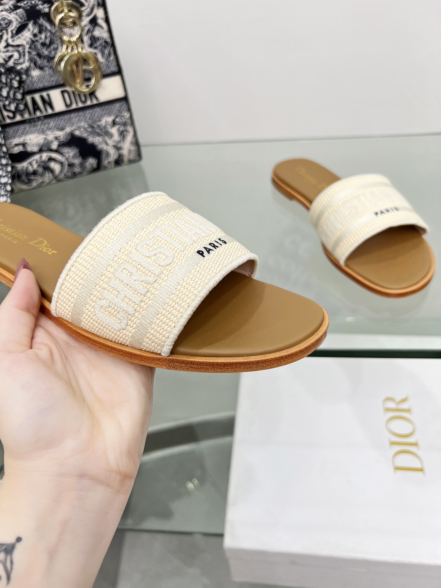 Dior Shoes Slippers Pink Embroidery Calfskin Cotton Cowhide Genuine Leather Fall Collection Fashion Casual