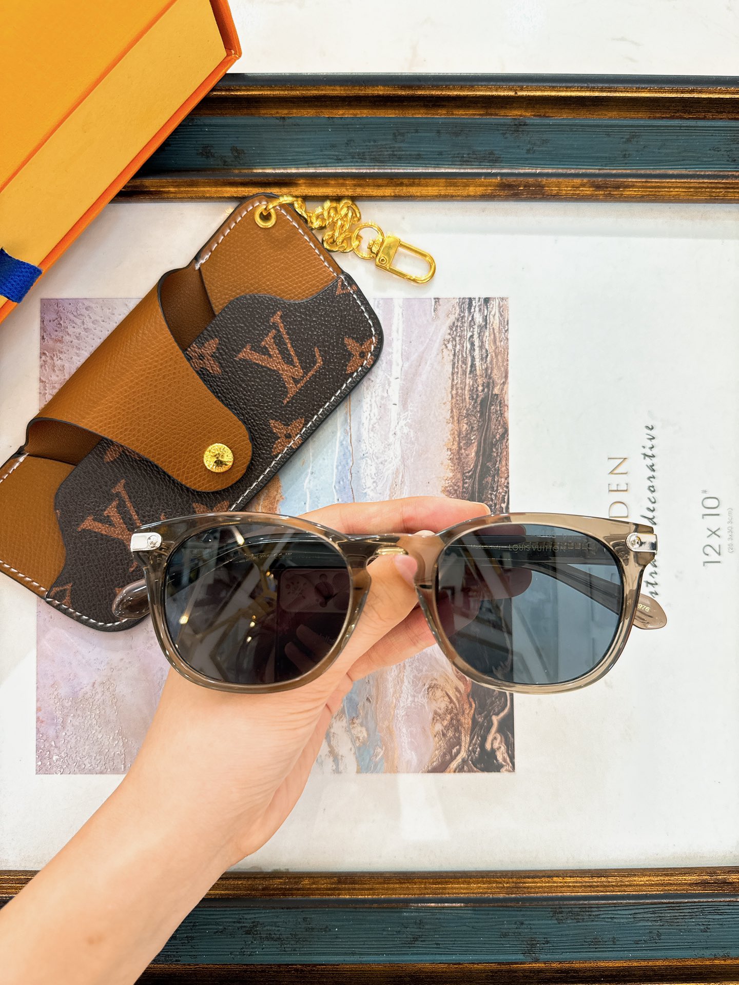 Louis Vuitton LOUIS VUITTON太阳眼镜