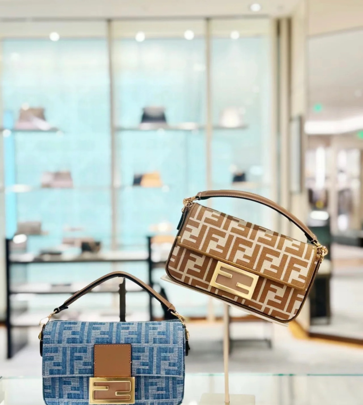 Fendi [Baguette Mini Handbag] Light Blue Denim Upper Body Picture