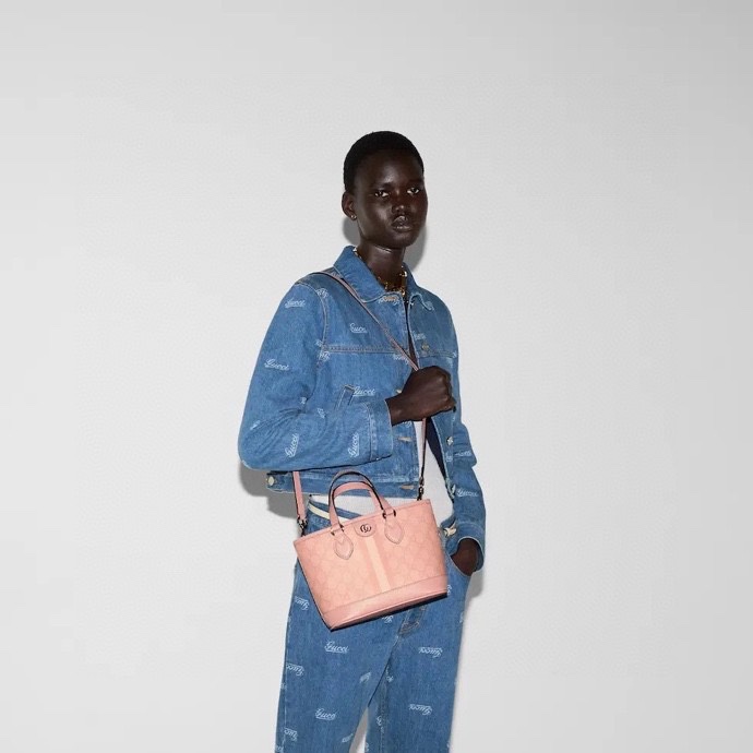 Gucci Product _dlaqf91WvwLHRrQt7ibPbDARmrcEJKY-0LVBMdw