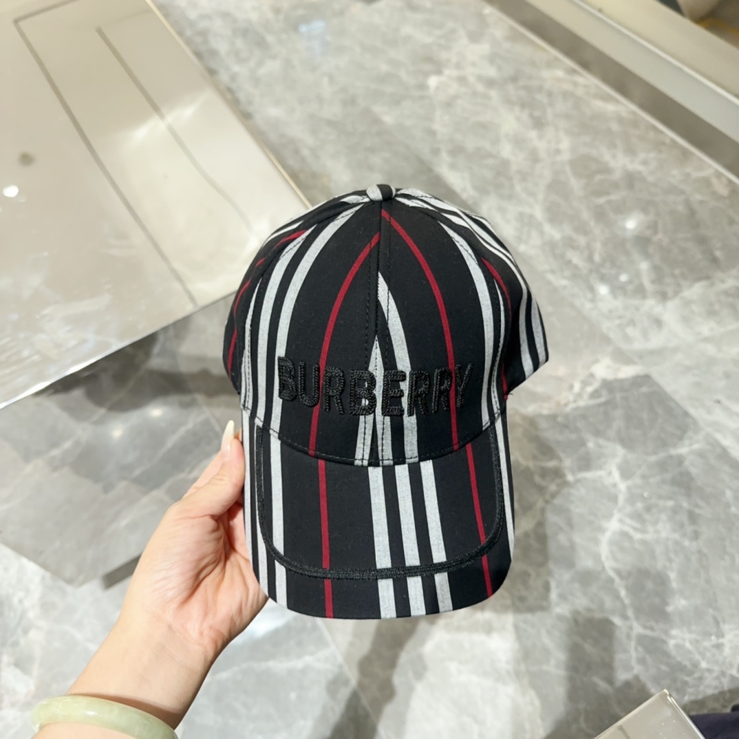 NO:213001,Burberry baseball cap, big brand synchronization, super easy to match, shipped!  Hat fisherman hat baseball hat knit hat, hat, burberry, espadrilles, hats19860909巴宝莉 棒球帽,大牌同步,超好搭配,出货！帽子渔夫帽棒球帽针织帽,帽子,burberry,espadrilles,hats,hat