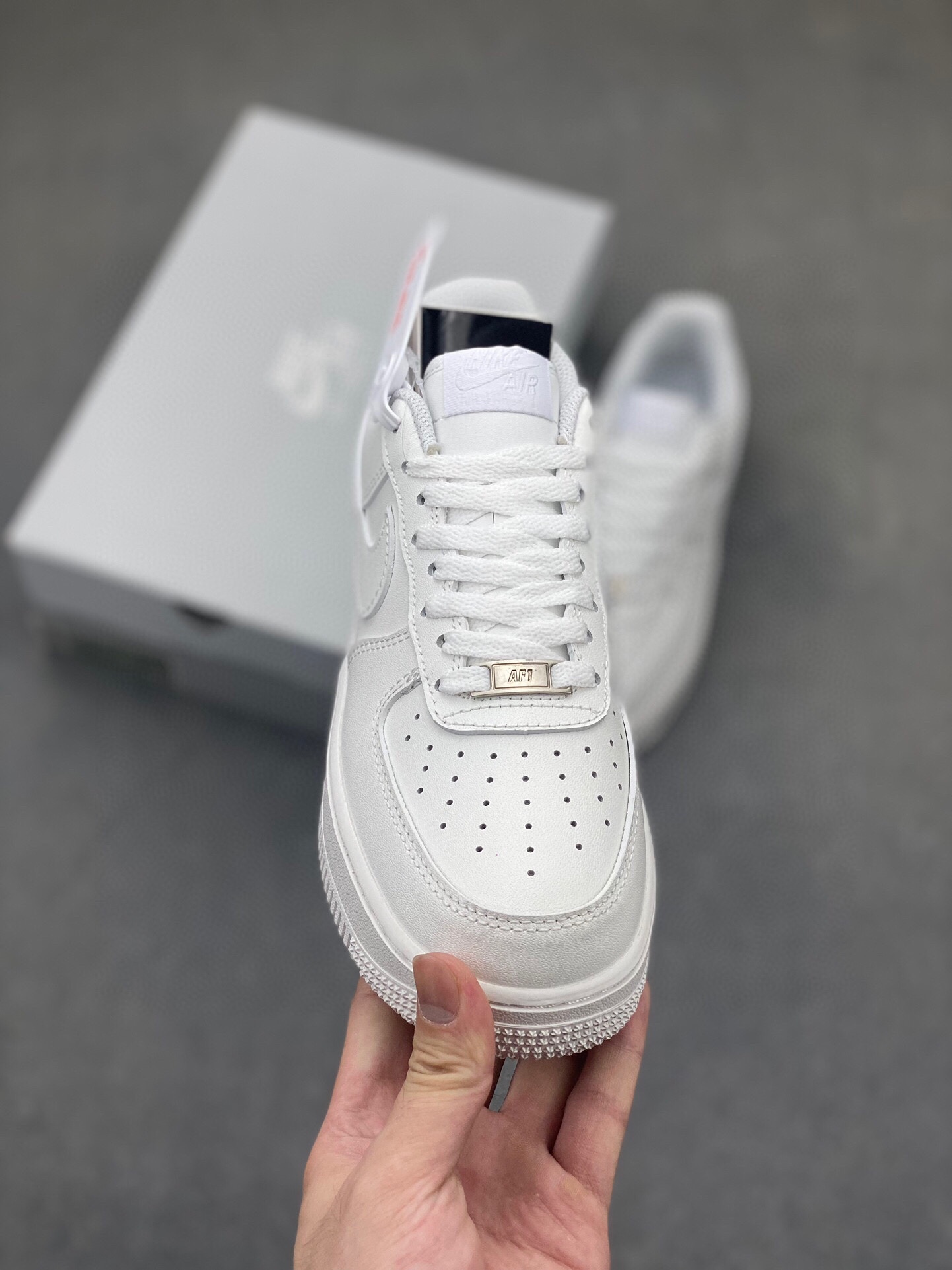 Nike Air Force 1 Mid '07 White (CW2288-111) Iconic Style and Comfort 3 i1720380843 2666 1