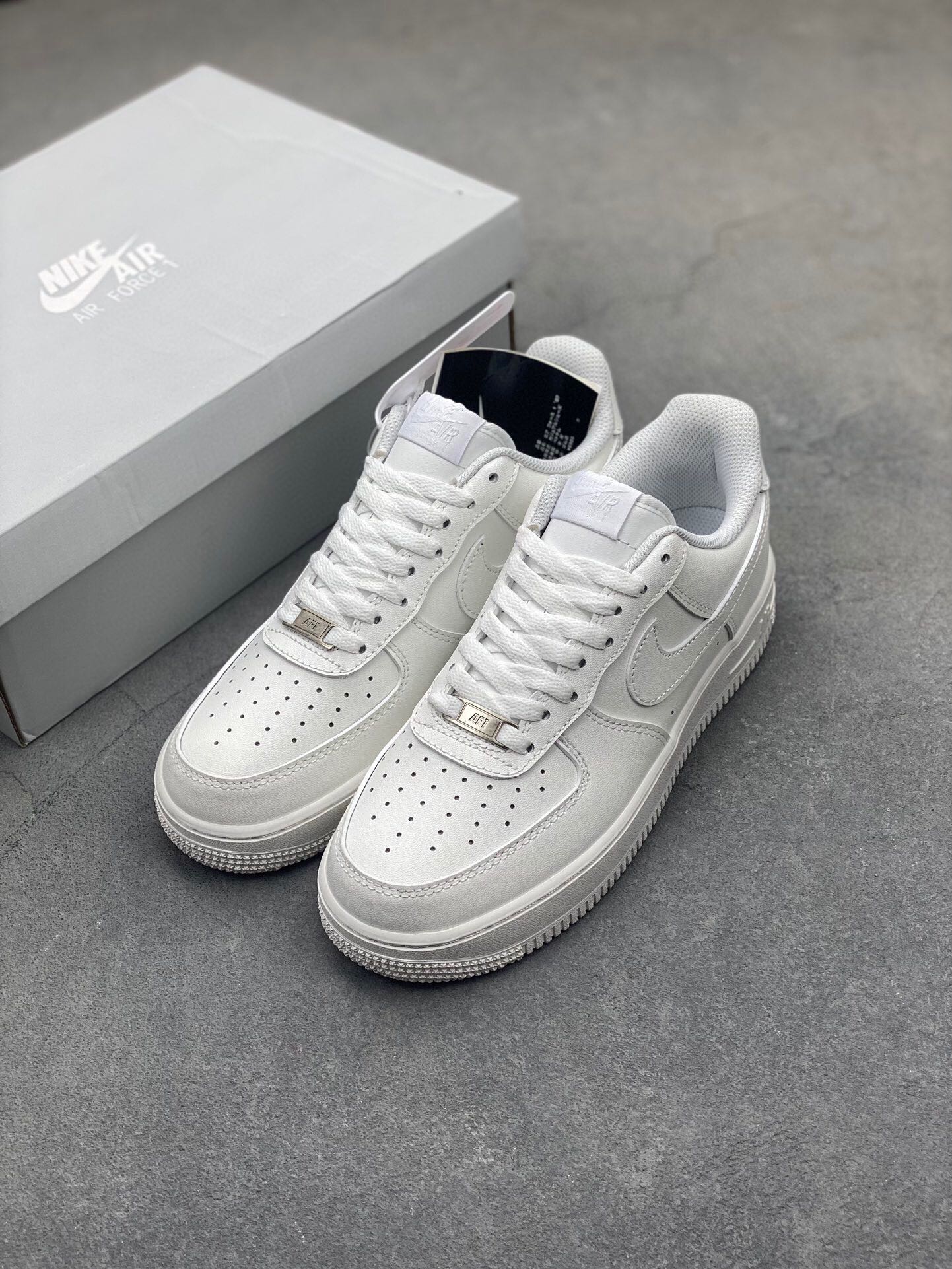 Nike Air Force 1 Mid '07 White (CW2288-111) Iconic Style and Comfort 9 i1720380843 4221 7