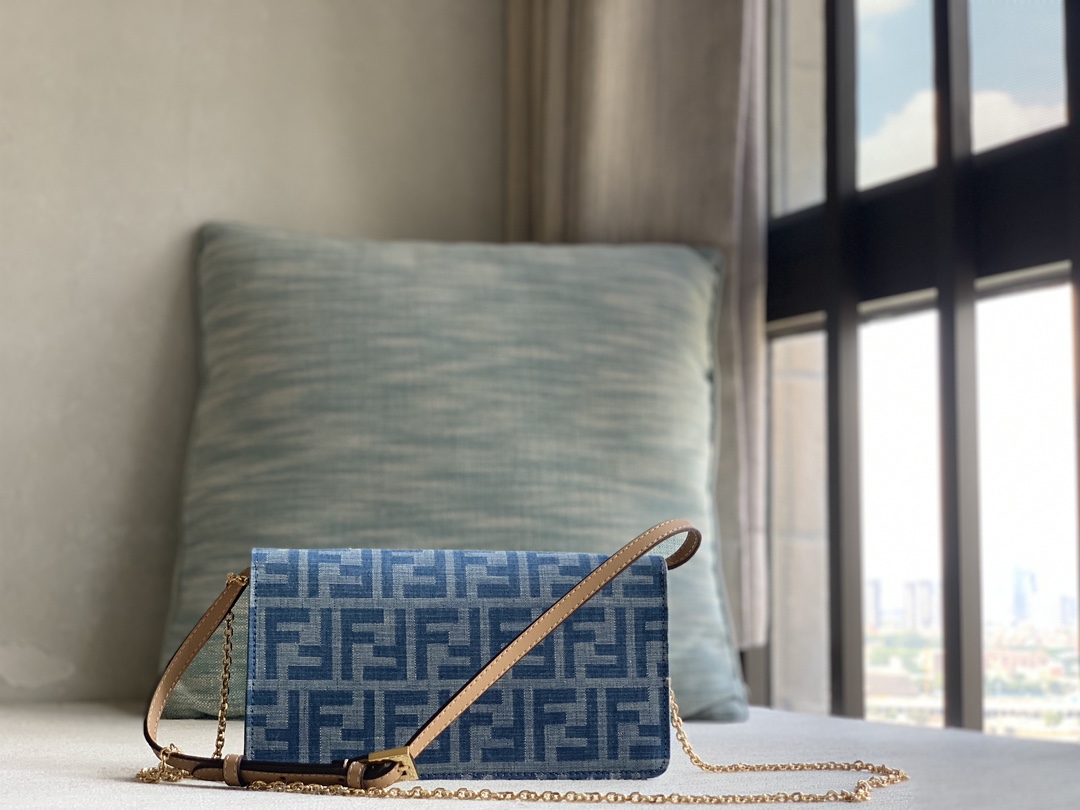 Fendi [Chain Belt BAGUETTE Handbag] Light Blue Denim