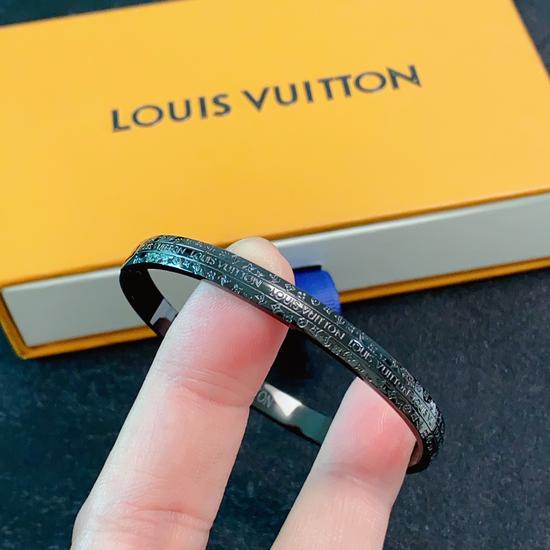 Louis Vuitton Bijoux Bracelet Noir Blanc Gravure Vintage