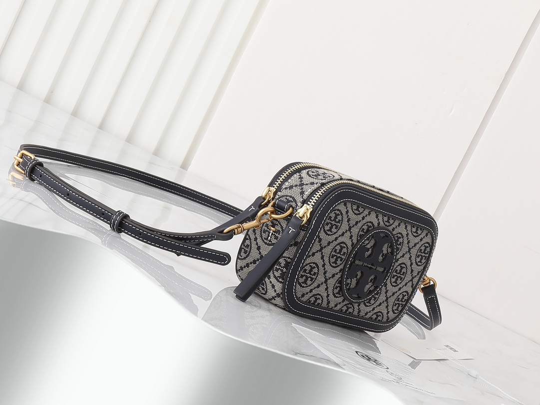 Alternative view of Crossbody Bag 12141