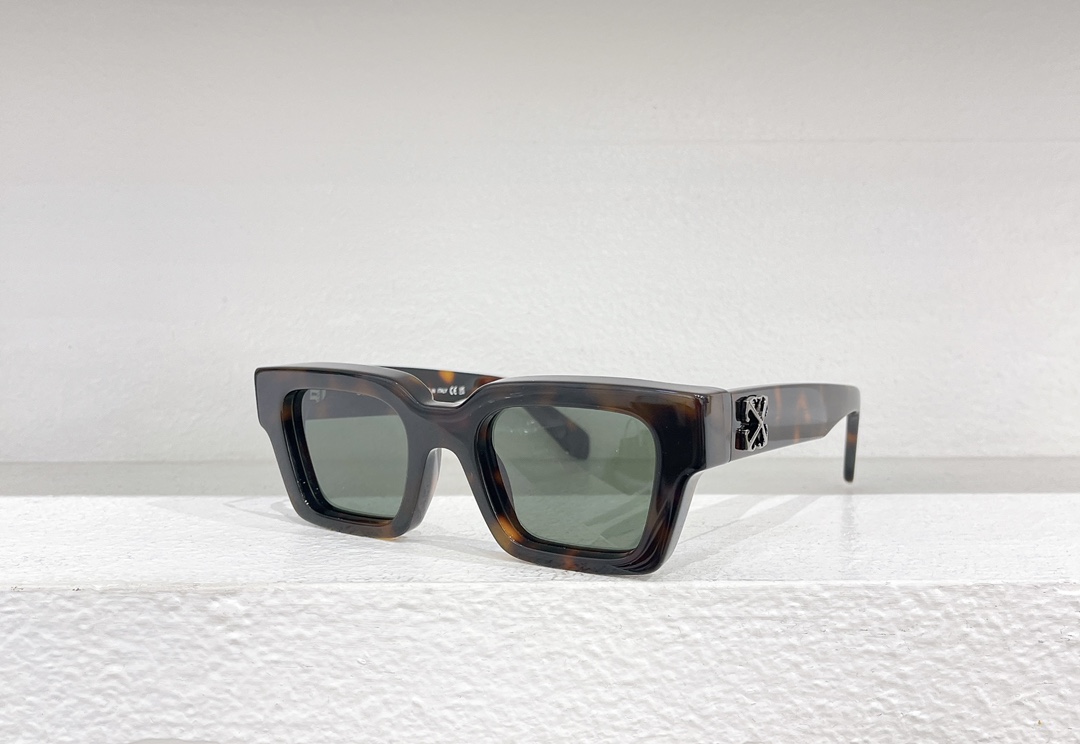 Off-White OFF WHITE太阳眼镜