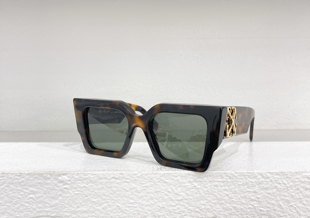 Off-White OFF WHITE太阳眼镜