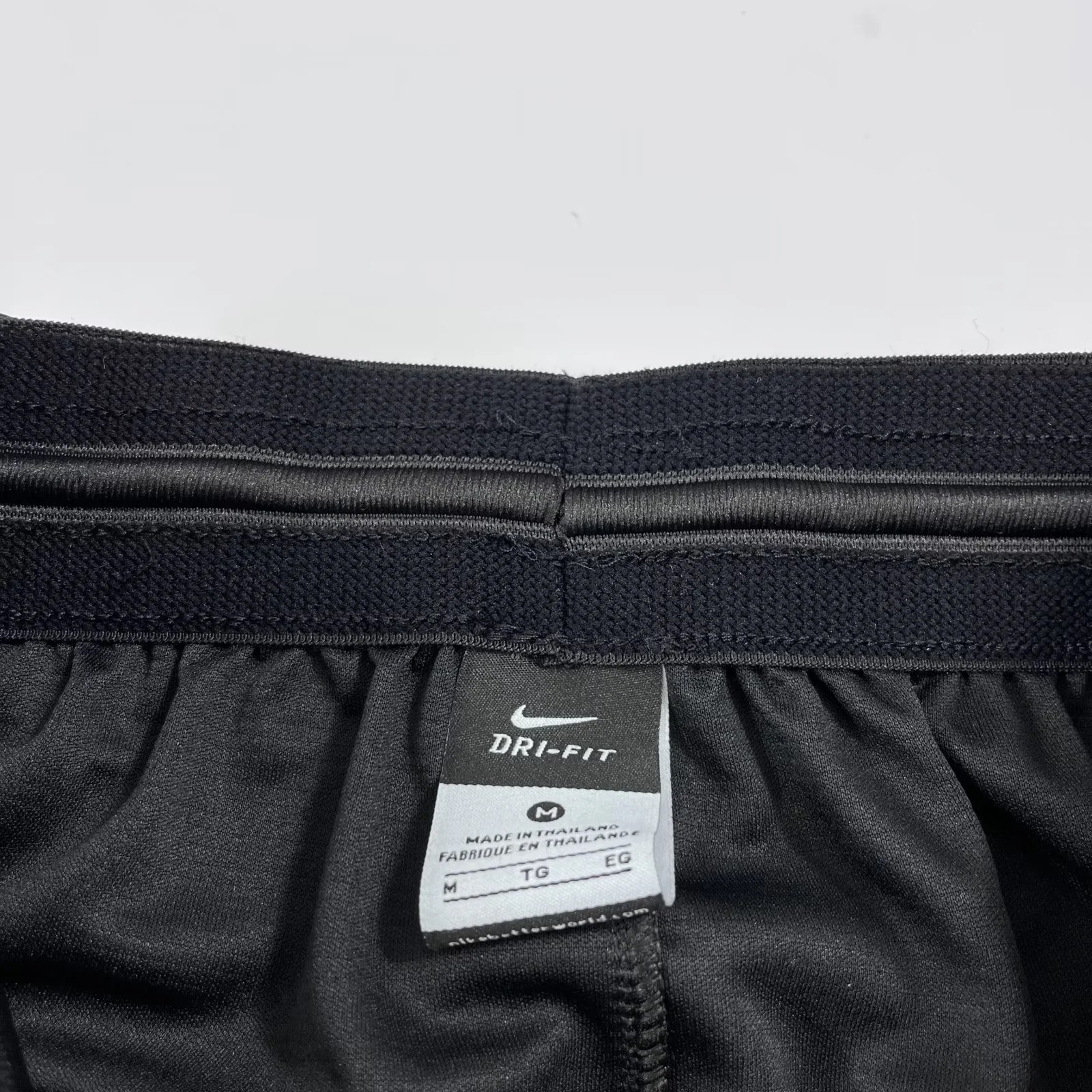 Nike Summer Men’s Shorts: Sporty and Stylish Couples’ Matching Leisure Wear - 图片 7