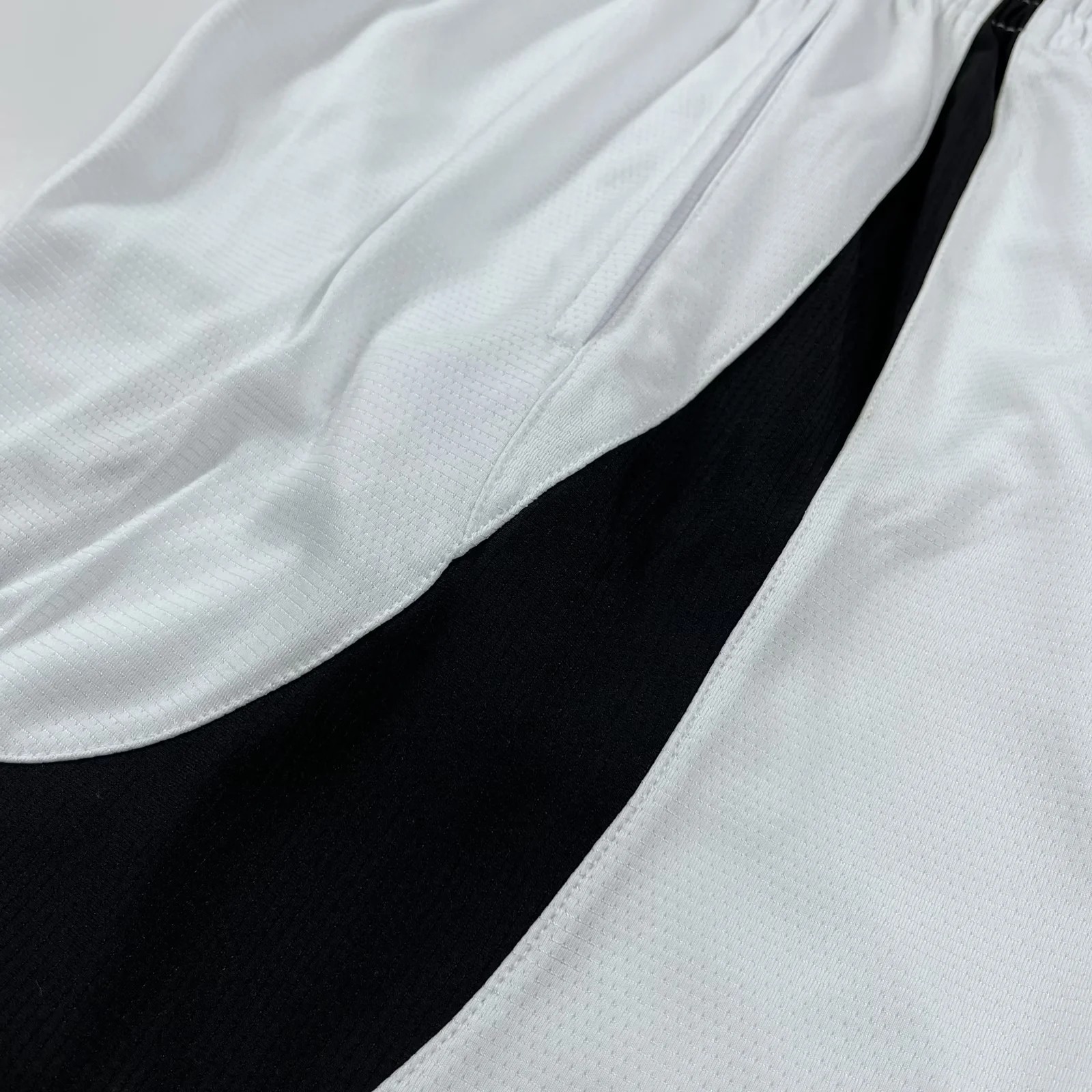Nike Summer Men’s Shorts: Sporty and Stylish Couples’ Matching Leisure Wear - 图片 8