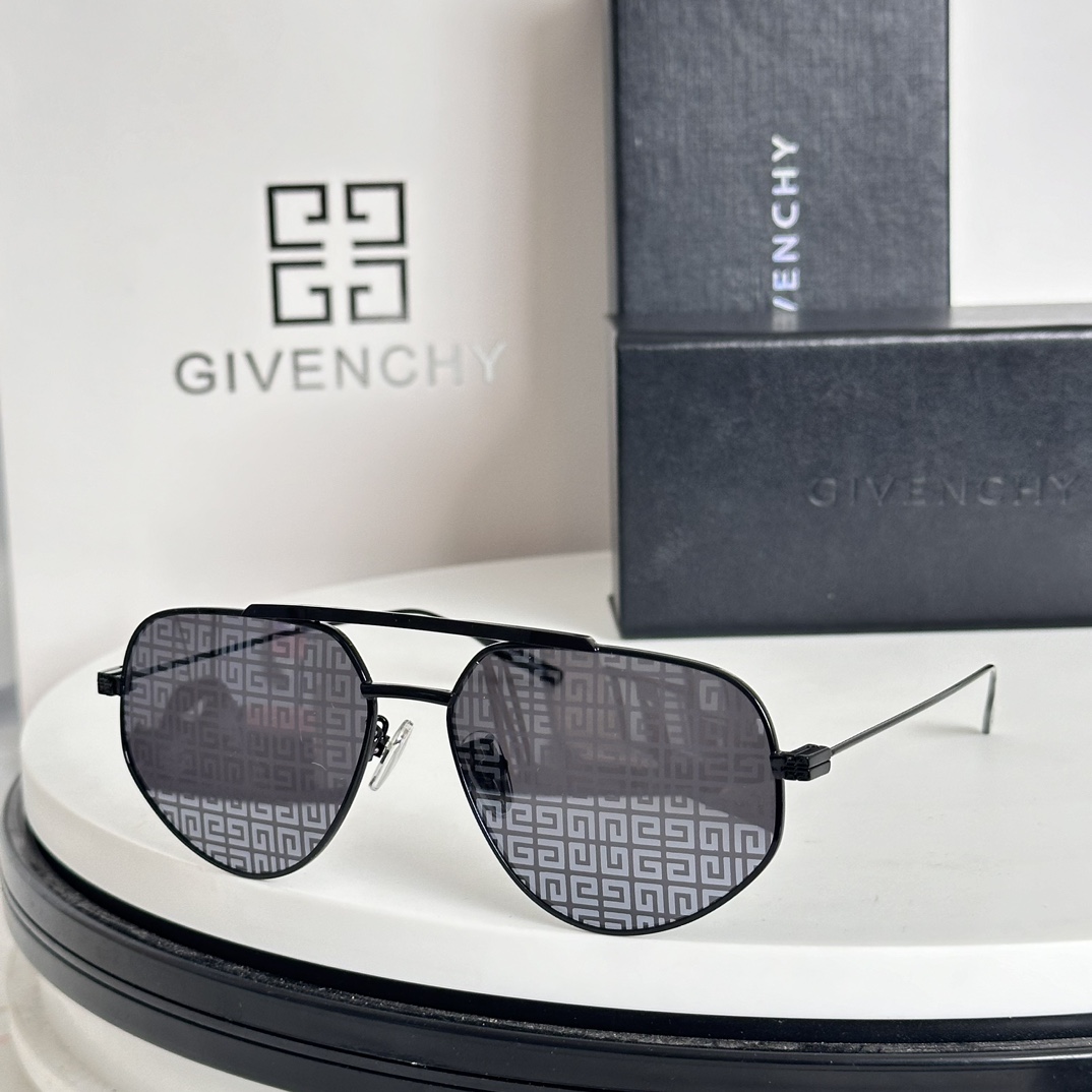 ️Givench*纪梵希限定系列经典方形镜框Model:GV40058USize:58口15-145