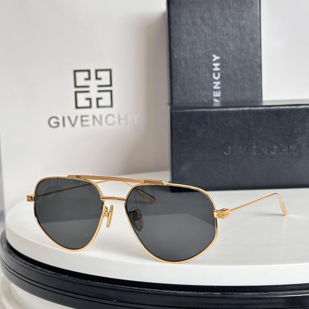 ️Givench*纪梵希限定系列经典方形镜框Model:GV40058USize:58口15-145