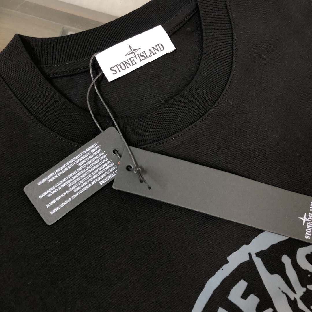 Stone Island’s Latest Custom-Made Cotton T-Shirt Collection: Unique Design and Premium Comfort - 图片 4