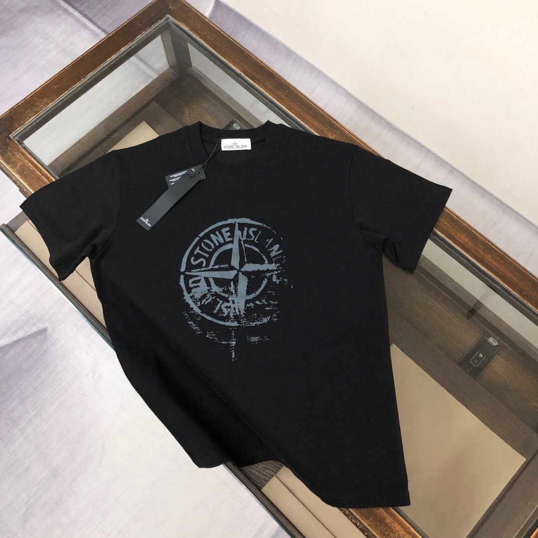 Stone Island’s Latest Custom-Made Cotton T-Shirt Collection: Unique Design and Premium Comfort