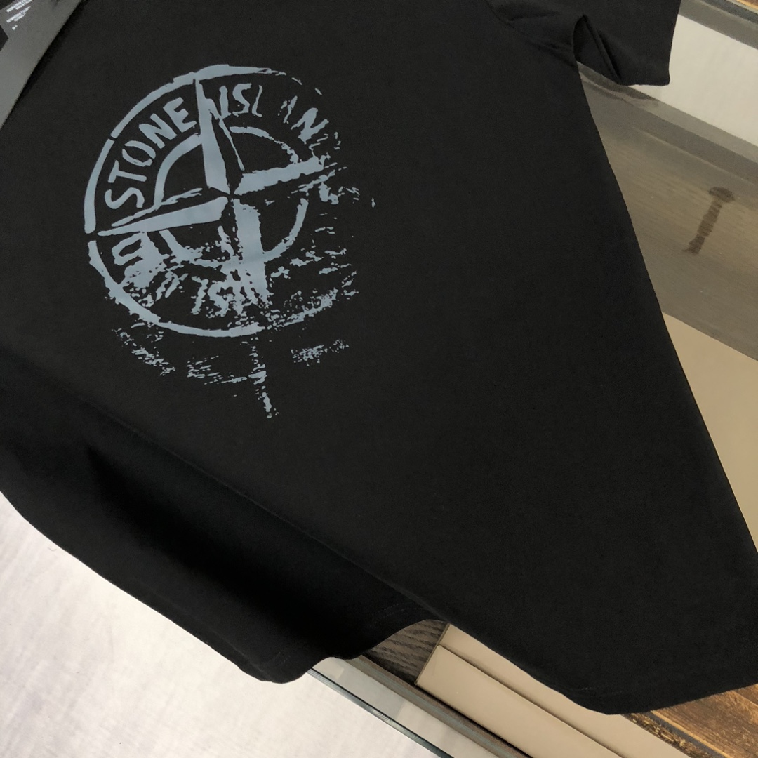 Stone Island’s Latest Custom-Made Cotton T-Shirt Collection: Unique Design and Premium Comfort - 图片 7