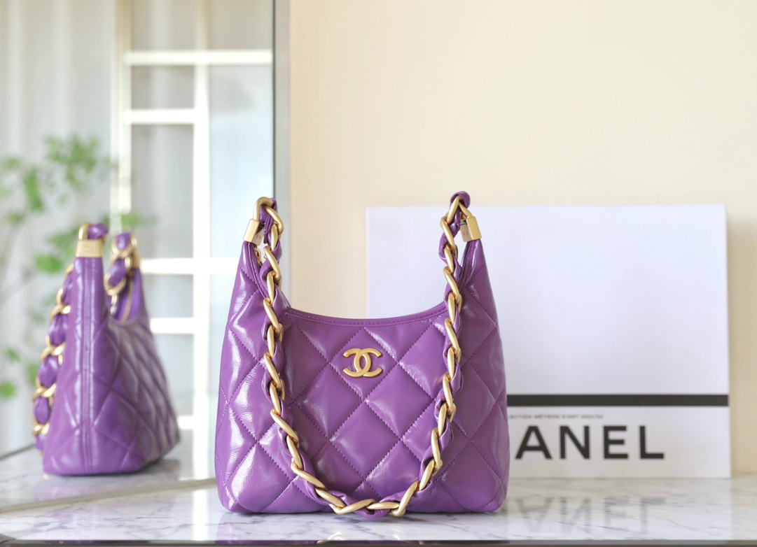 Chanel Bolsos cruzados y bandoleras Morado Oro retro Piel de oveja Vintage Cadena