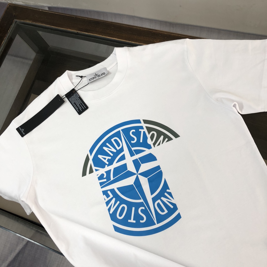 Stone Island’s Latest Custom Cotton T-Shirt Collection in Black and White, Sizes S-XL - 图片 3