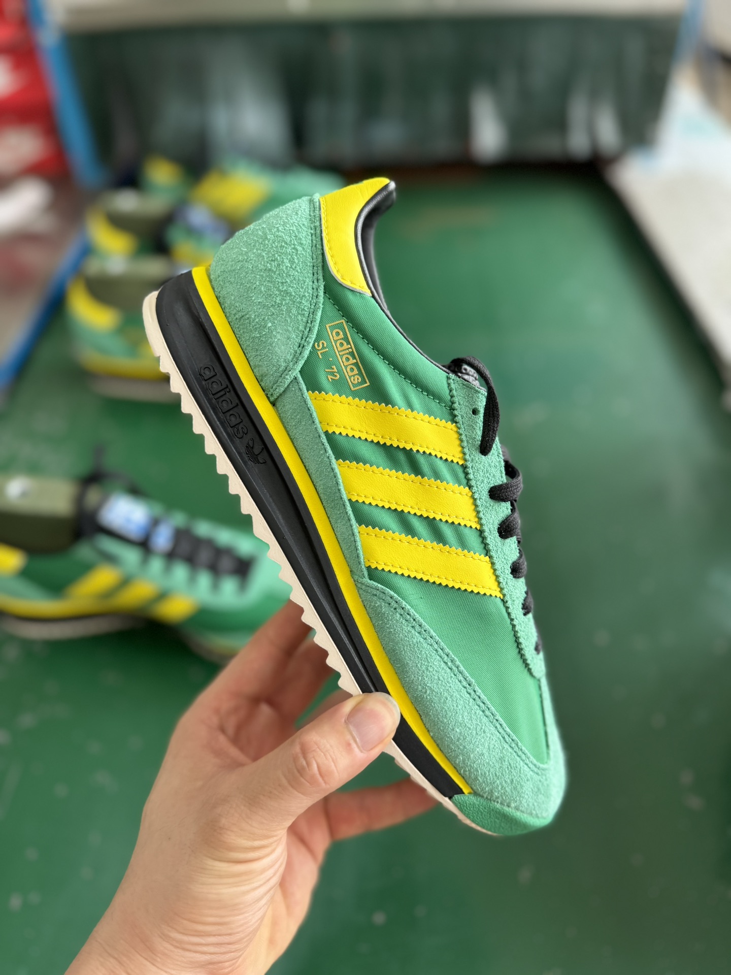 Adidas Originals SL 72 RS: Retro Style, Modern Comfort - Available Now!