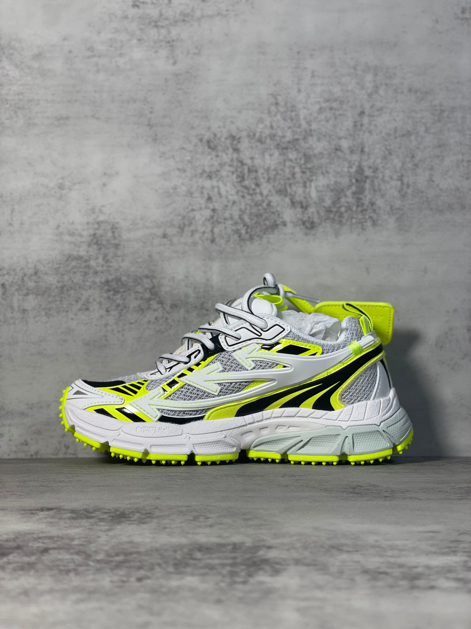 Off-White Men's Odsy-1000 Sneakers Chunky Sole Lightweight Trainers 3 a1721210927480 7038