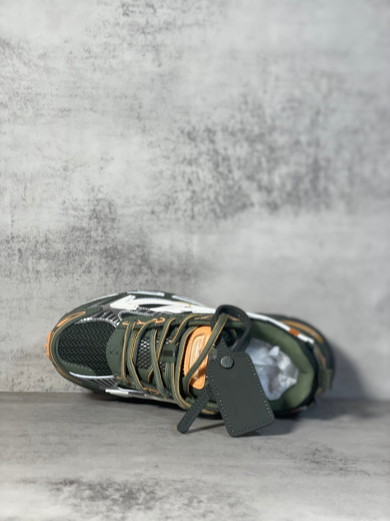 Off-White Men's OOO Olive/Orange Sneakers - Stylish, Comfortable, Durable 6 a1721210939507 3563