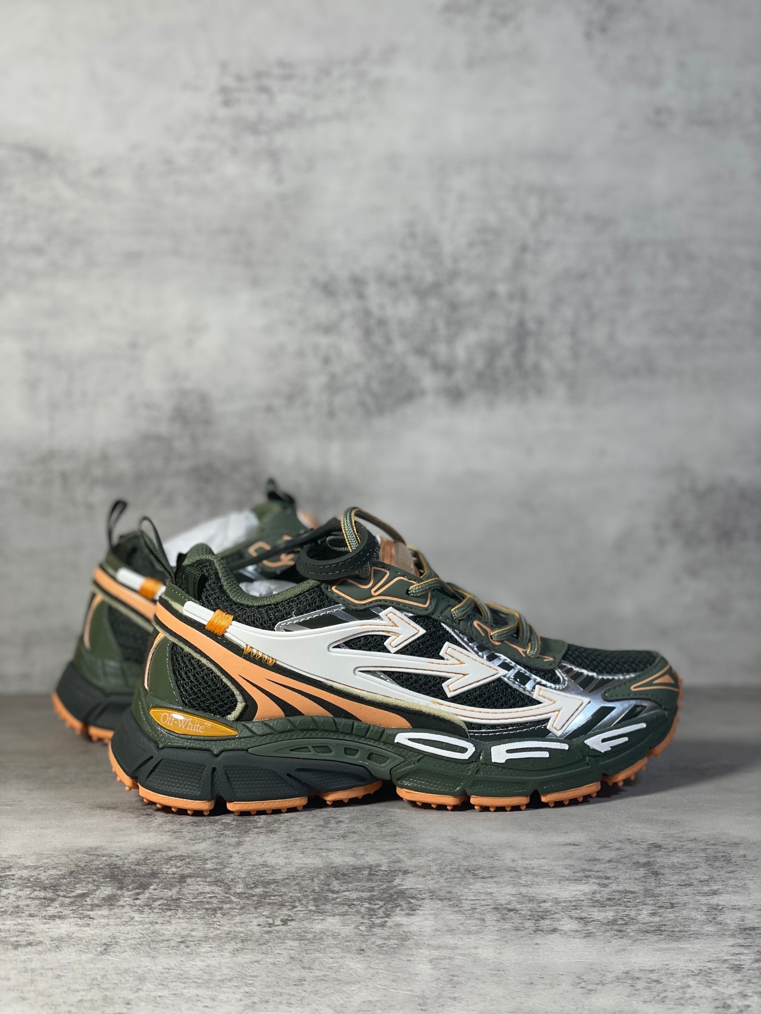 Off-White Men's OOO Olive/Orange Sneakers - Stylish, Comfortable, Durable 8 a1721210939976 4541