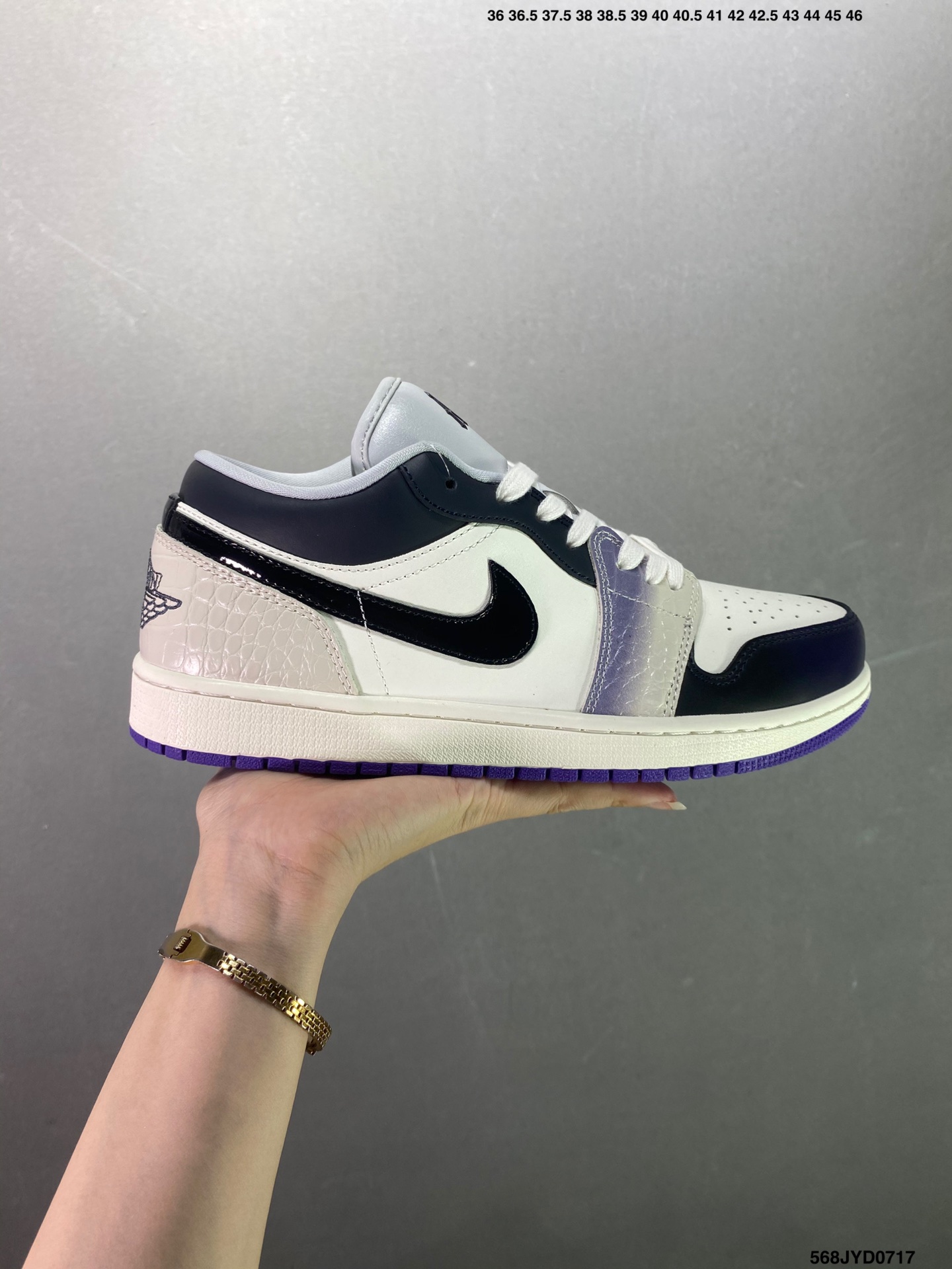 公司级✅Air Jordan 1 LowAJ1乔1低帮休闲板鞋 同步官方配色 市场唯一独家头层皮打造 原鞋原档案开发 原厂皮料 原档冲孔鞋头 正确满胶鞋垫 四线拉帮 原厂织唛标 鞋舌高弹海绵填充9