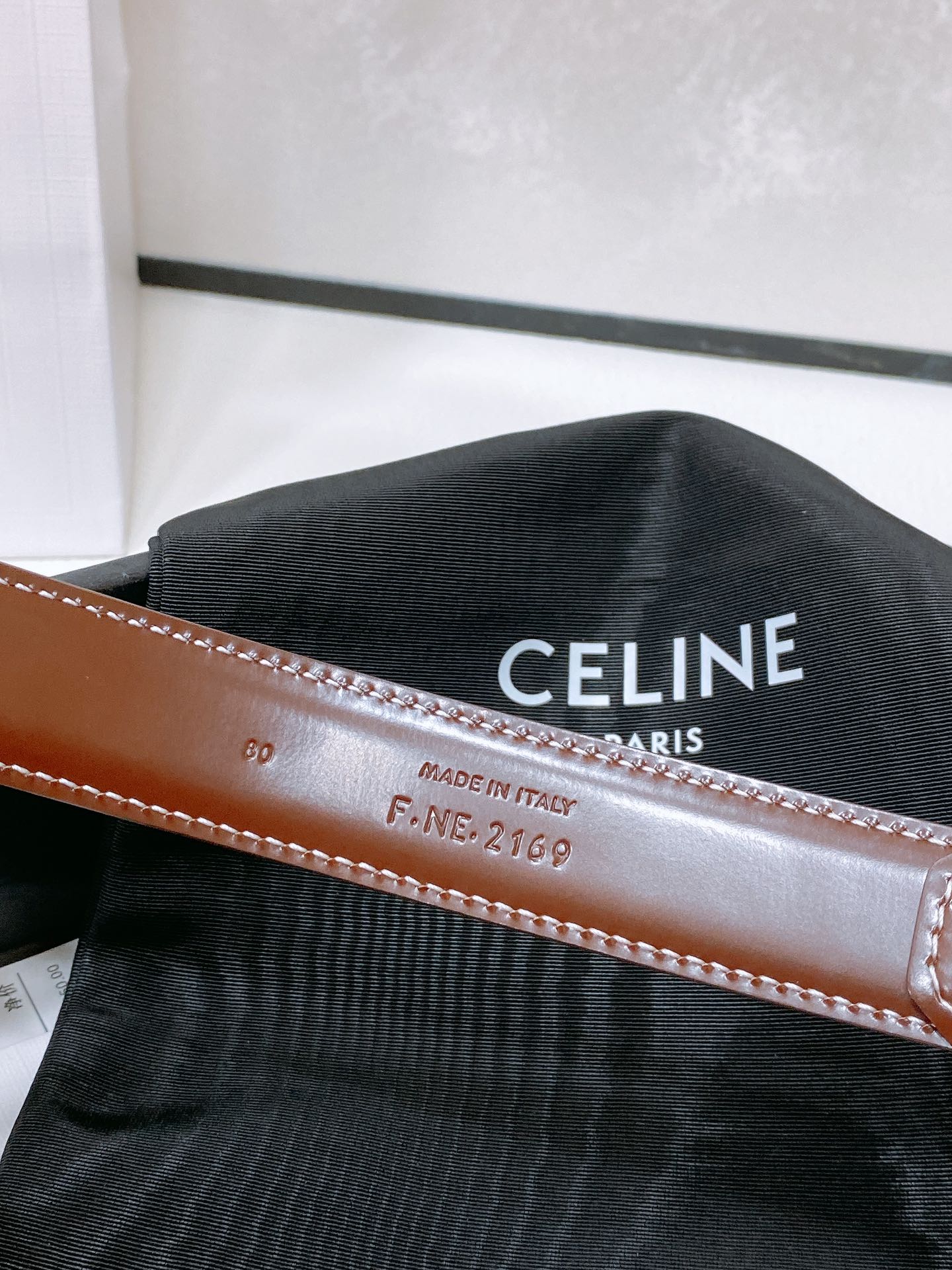 celine24小号TRIOMPHETAURILLON皮革腰带TAURILLON.中腰进口牛皮腰带皮革搭