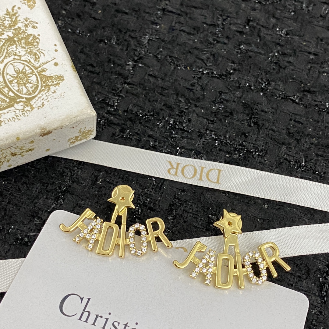 Moncler Haute Couture Haute Couture Fine Jewelry Necklace Bracelet Ring