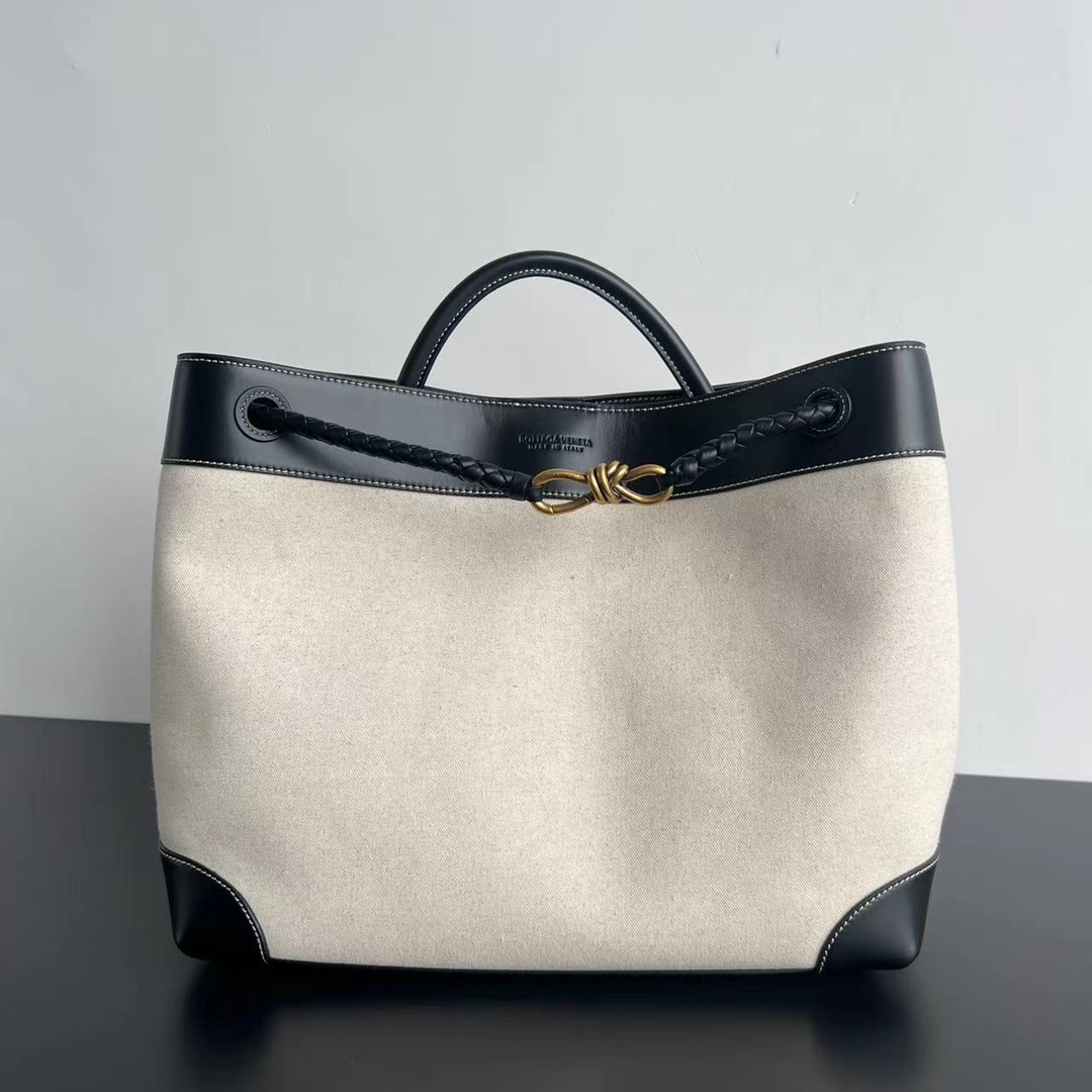 Top
 Bags Handbags Weave Silver Hardware Canvas Cowhide