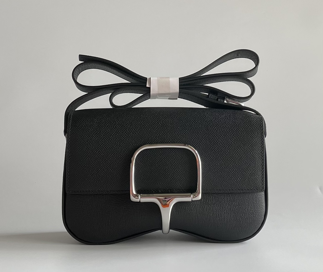 Hermès Butt bag Della Cavalleria 22cm epsom black silver buckle