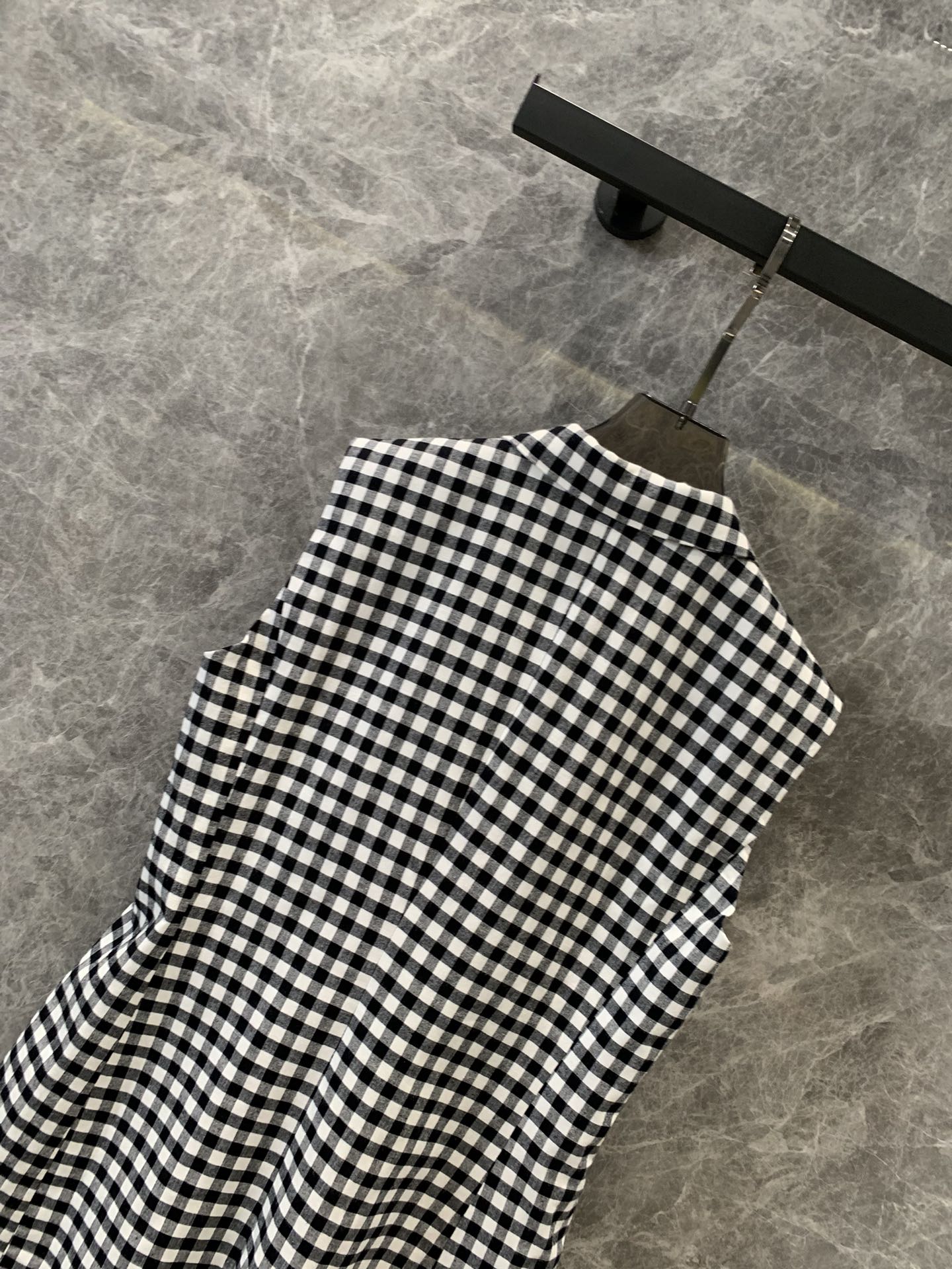 High-Quality Women’s Dress Collection: Kamikaze Suit and Classic Designs - 图片 5