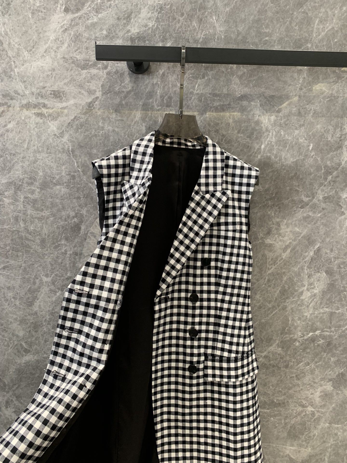 High-Quality Women’s Dress Collection: Kamikaze Suit and Classic Designs - 图片 3