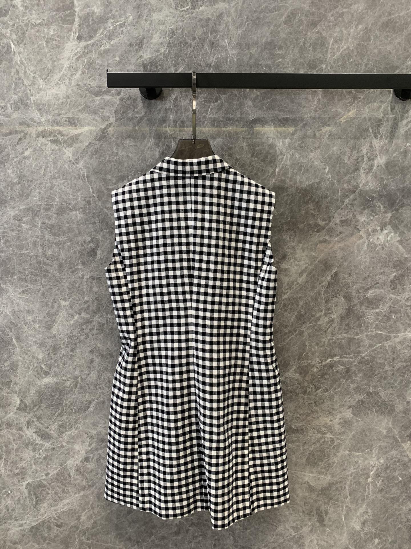 High-Quality Women’s Dress Collection: Kamikaze Suit and Classic Designs - 图片 2
