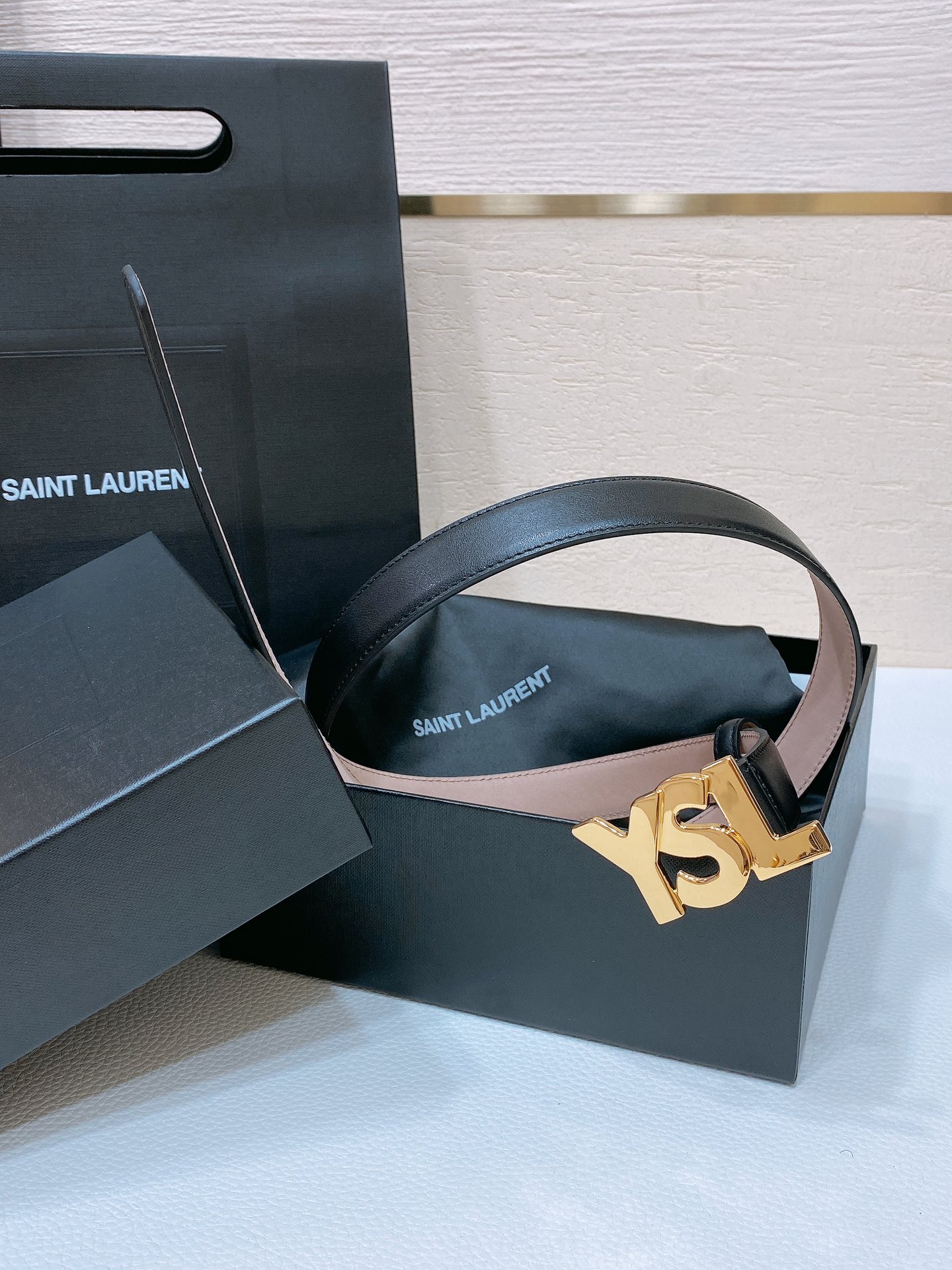 YSL Saint Laurent Women’s Belt with Copper Buttons and Two-Faced Calves - 图片 3
