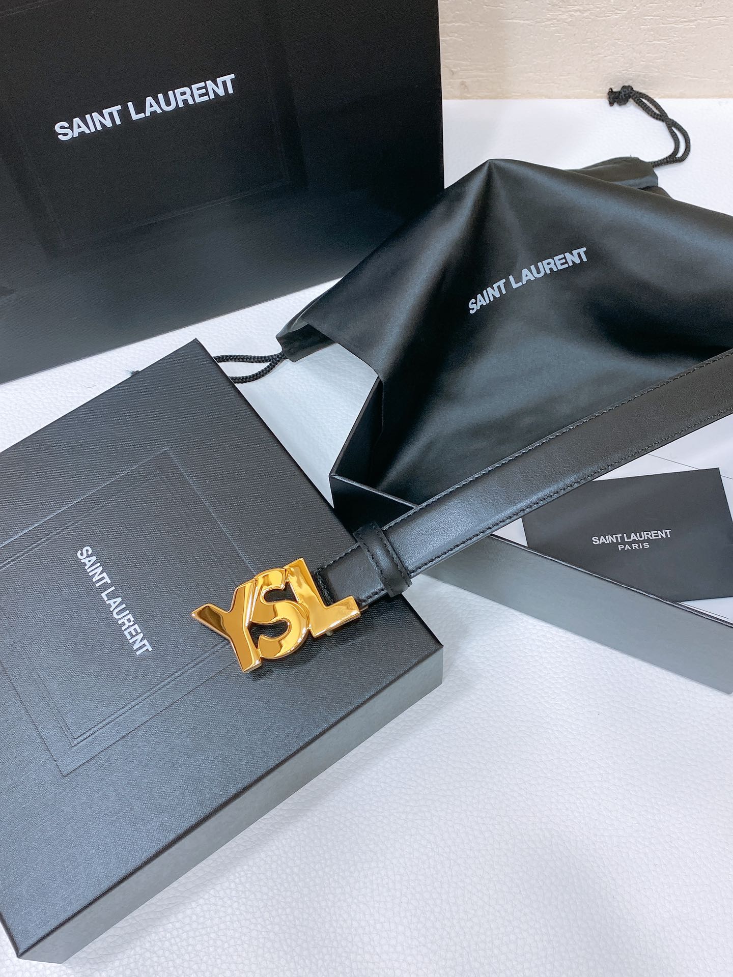 YSL Saint Laurent Women’s Belt with Copper Buttons and Two-Faced Calves - 图片 4