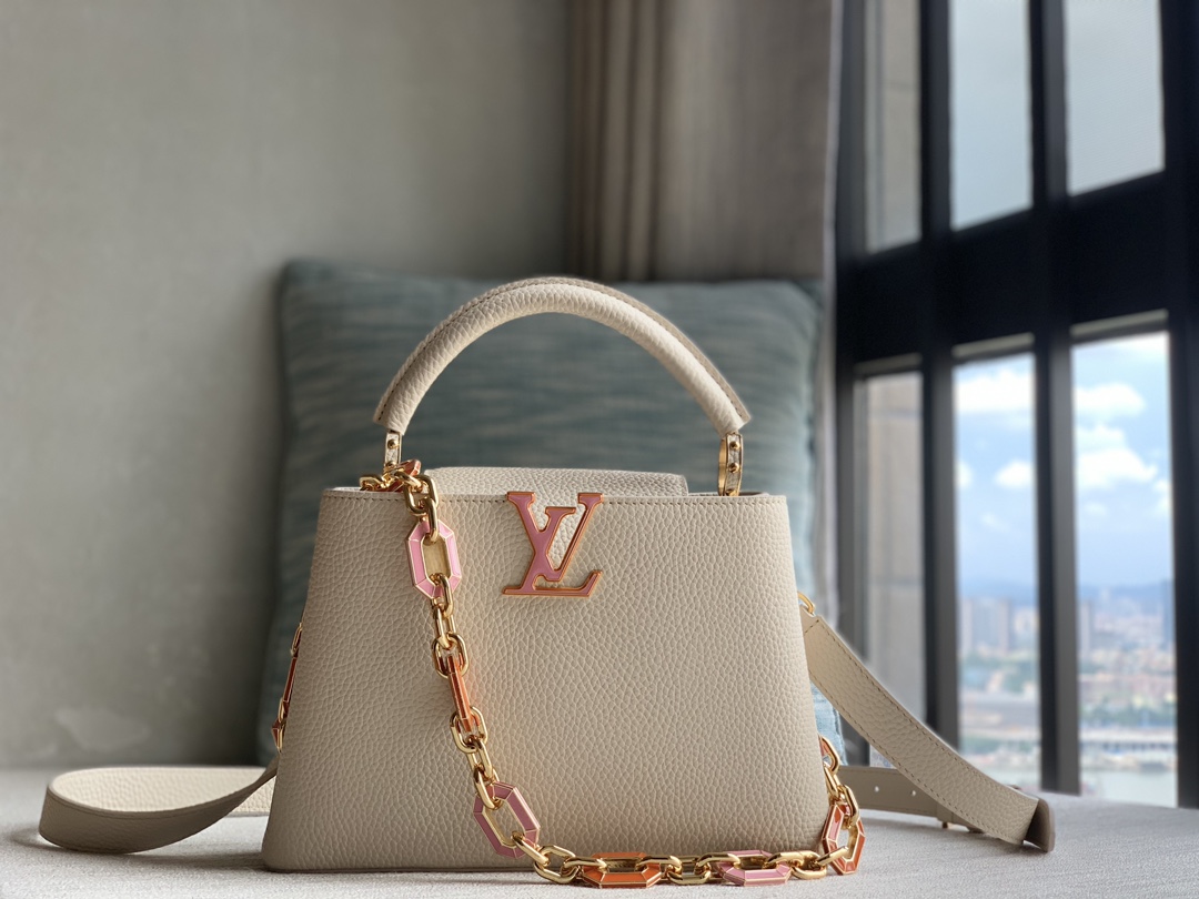 루이비통(CD) M24684 가방 Louis Vuitton Bag