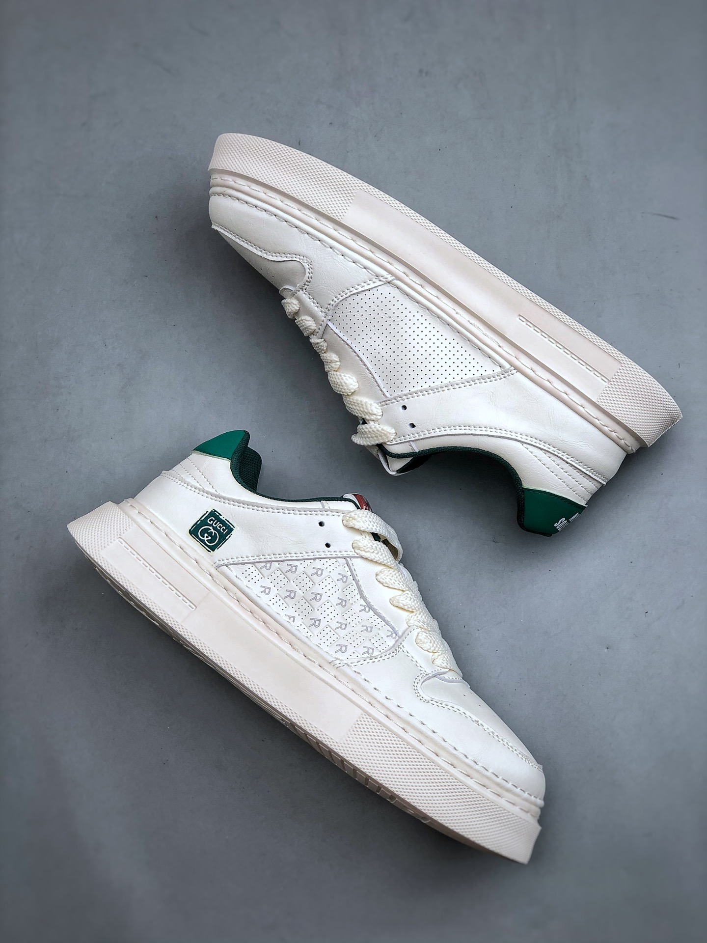 Gucci 轻奢单品 广东品质原厂 高奢古驰Gucci Screener GG High-Top Sneaker休闲潮鞋系列意大利进口超软小牛皮+刺绣搭配