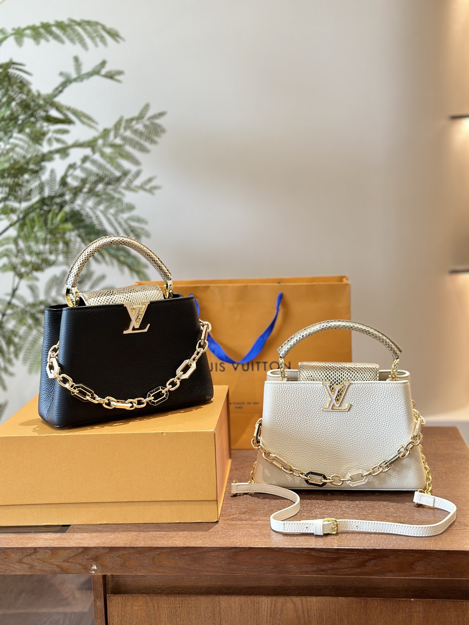 Louis Vuitton LV Capucines Bags Handbags Taurillon Cowhide Chains