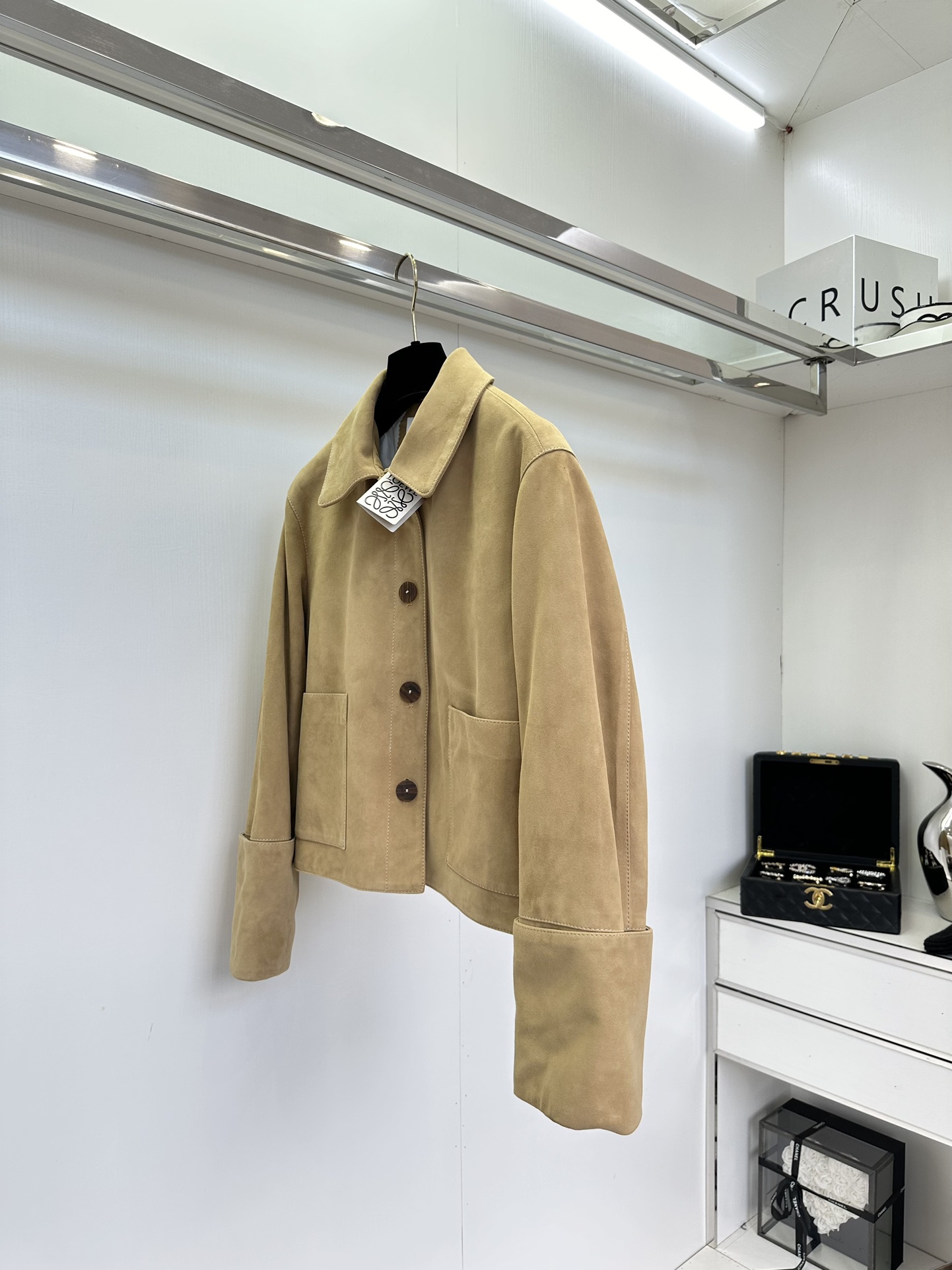 Loewe Suede Shearling Sheepskin Jacket - Elegant Women's Outerwear 4 i1721631038 2939 2