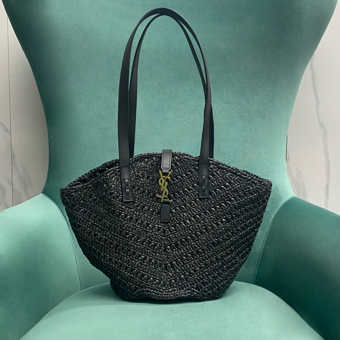 Yves Saint Laurent Bolsos de Tote Tejido de paja