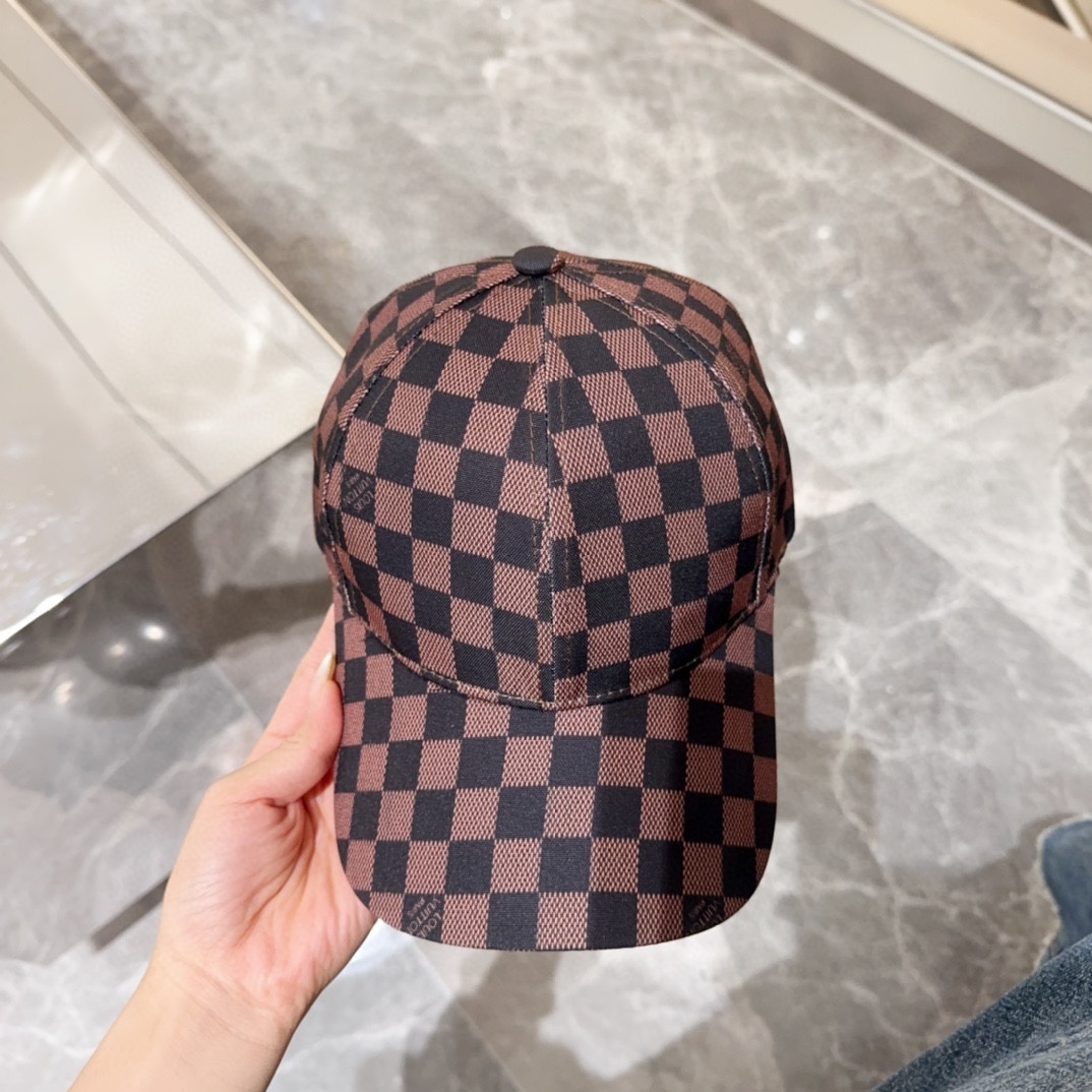 Gorra de béisbol LV Louis Vuitton ligera y transpirable. Forma perfecta, patrón preciso, apta para hombres y mujeres