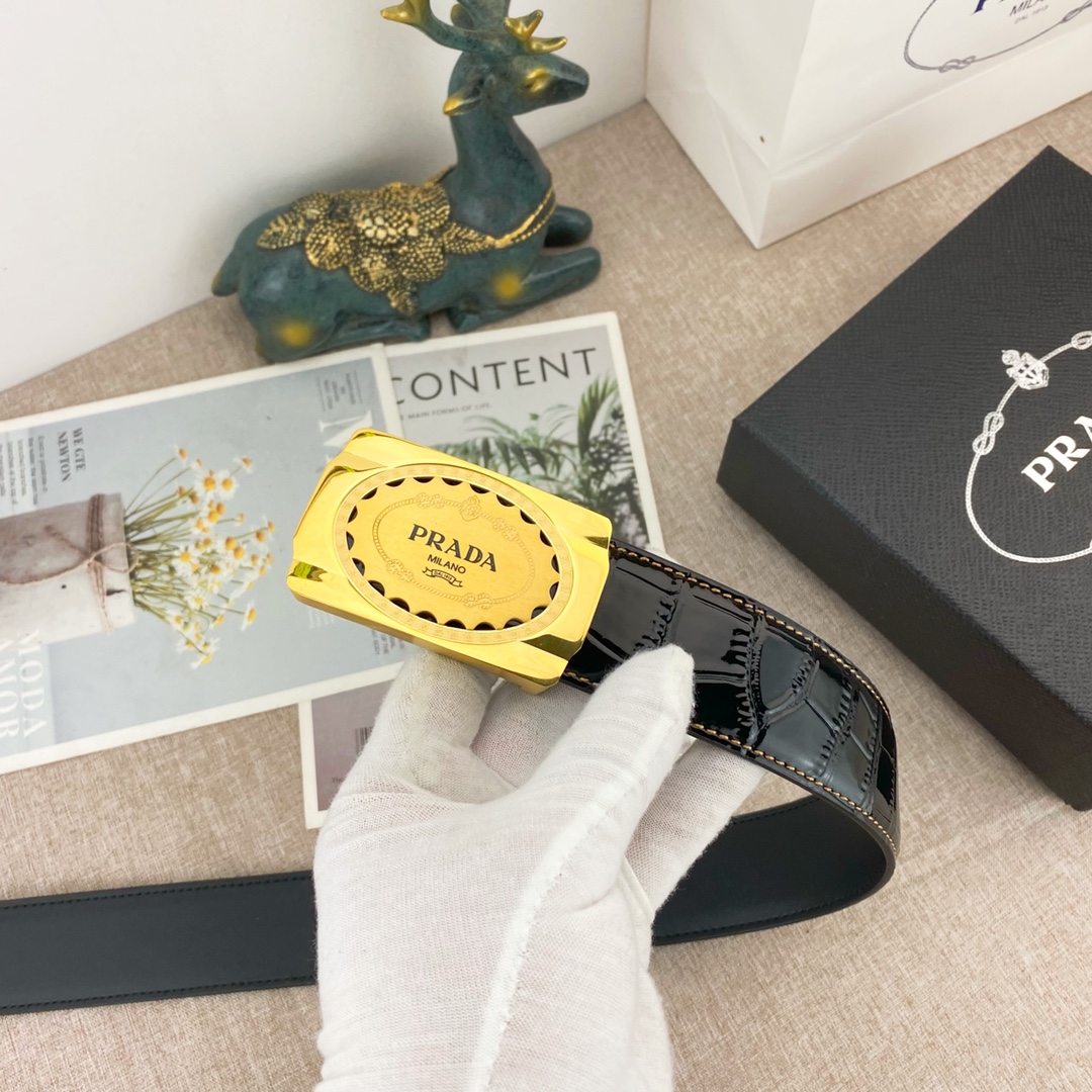 普拉达💕 特种皮腰带系列 ，原厂五金精品不锈钢扣，手感柔软舒适 宽3.8CM。