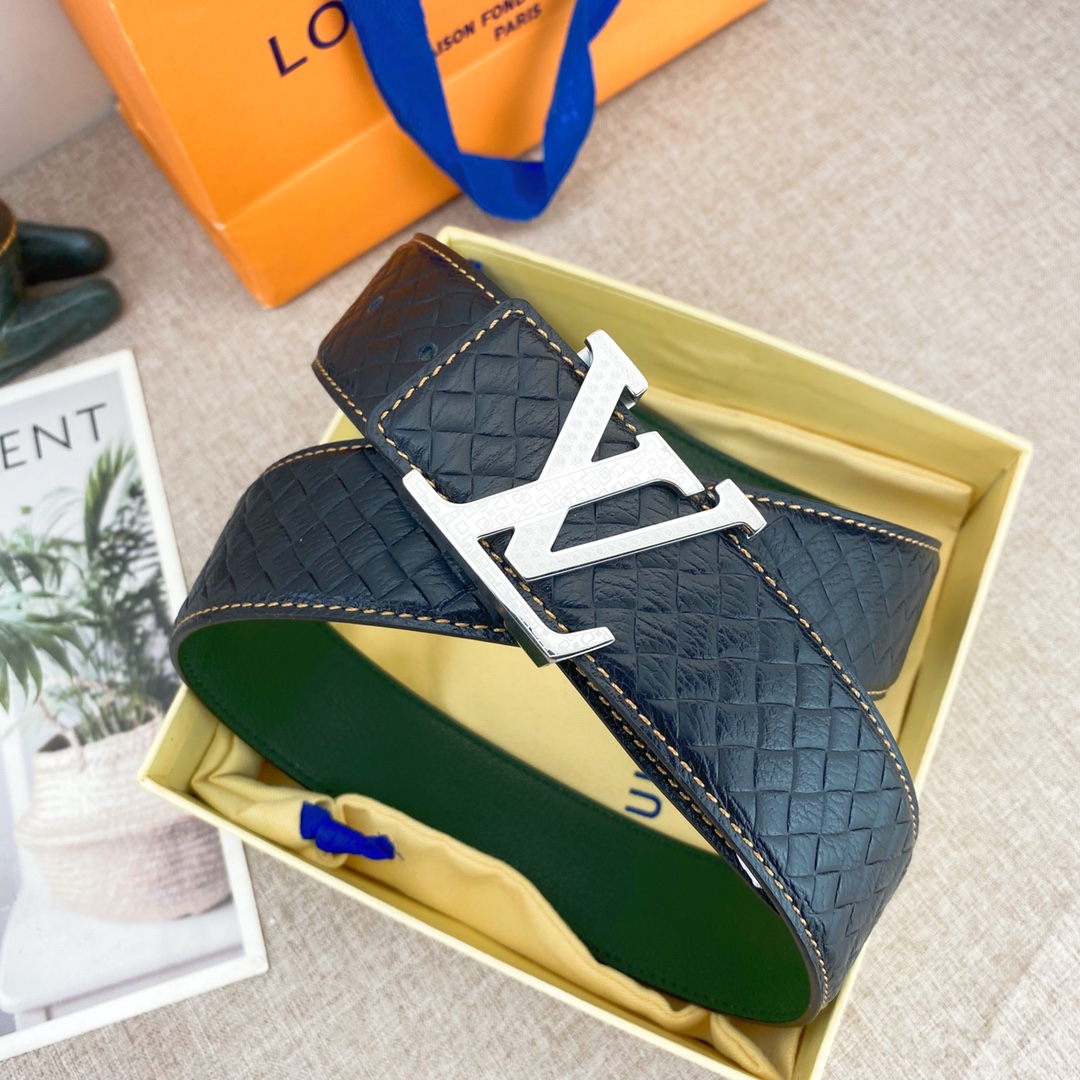 LV💕 特种皮腰带系列 ，原厂五金精品不锈钢扣，手感柔软舒适 宽3.8CM。