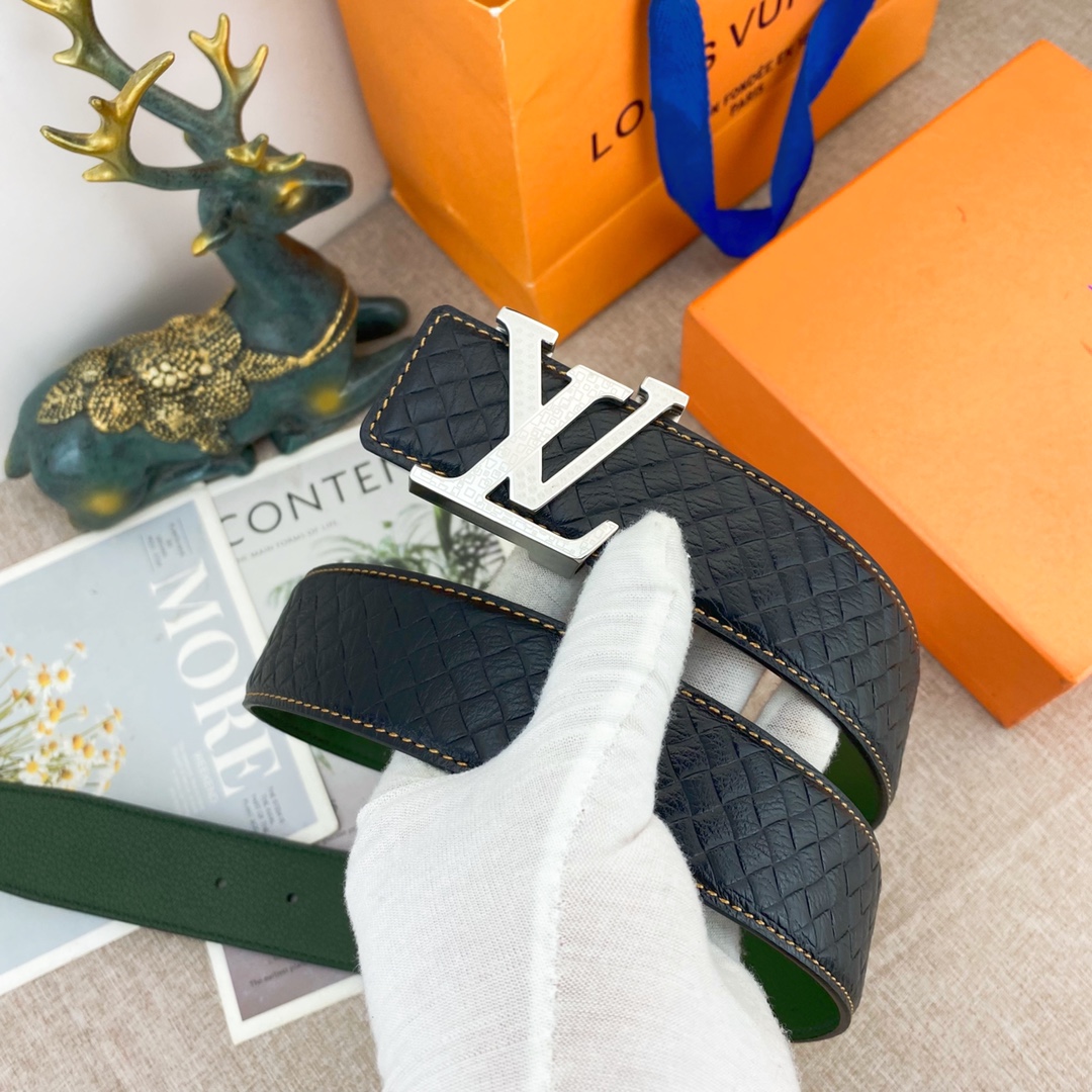LV💕 特种皮腰带系列 ，原厂五金精品不锈钢扣，手感柔软舒适 宽3.8CM。