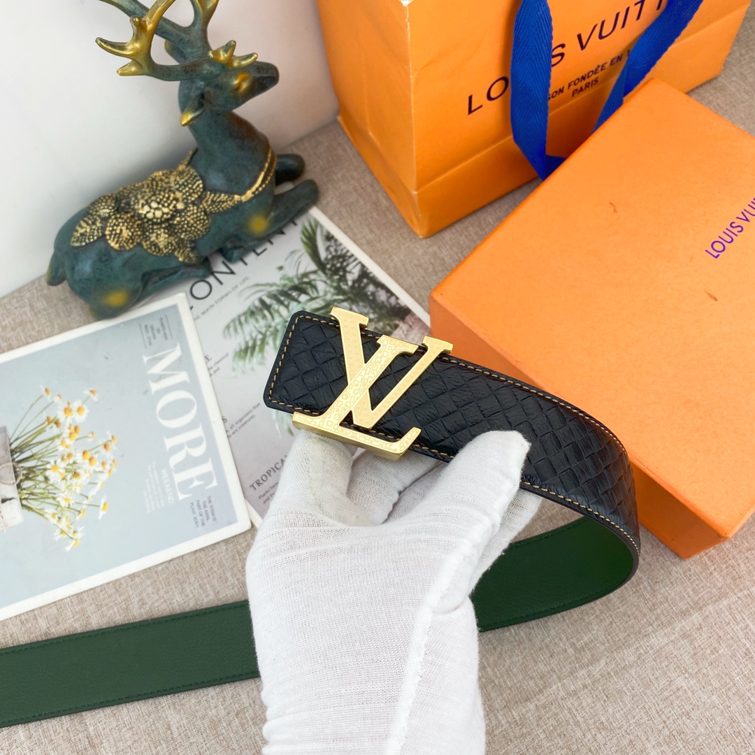 LV💕 特种皮腰带系列 ，原厂五金精品不锈钢扣，手感柔软舒适 宽3.8CM。