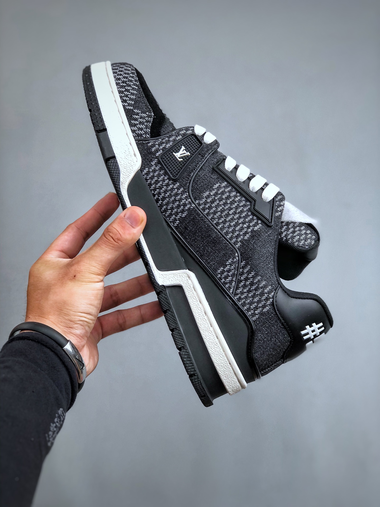 LV路易威登Louis Vuitton Trainer Sneaker Low休闲运动文化百搭篮球板鞋