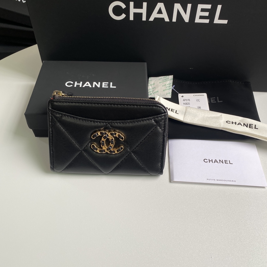 Chanel Store
 Wallet Card pack