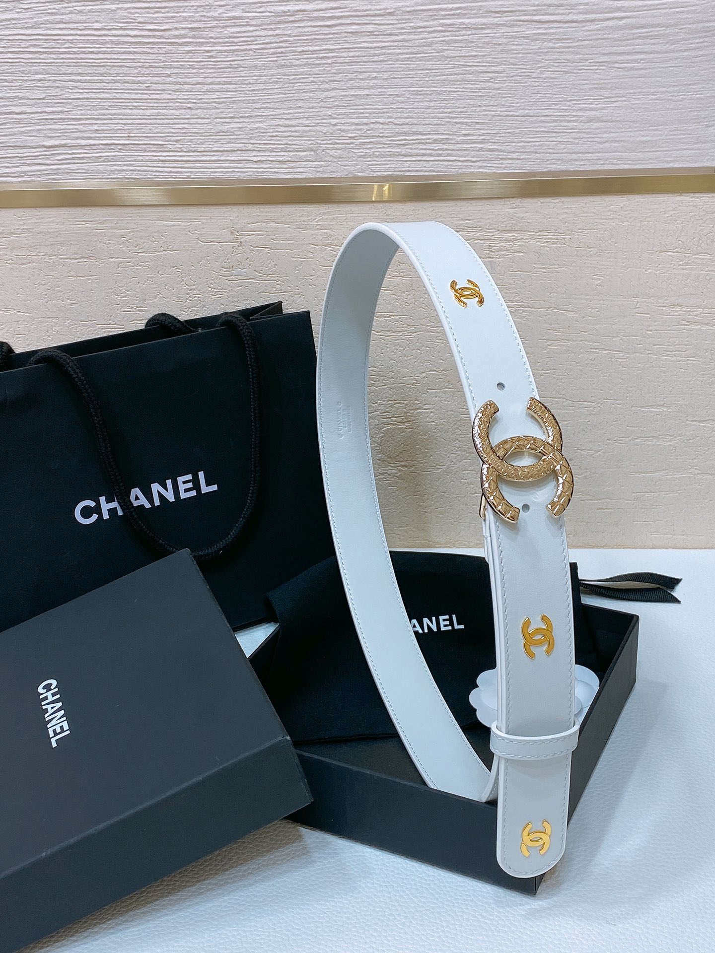 Chanel24c黄铜金属logo搭扣黄铜金属进口胎牛皮平纹带身CC金属带身手感柔软细腻3.0cm